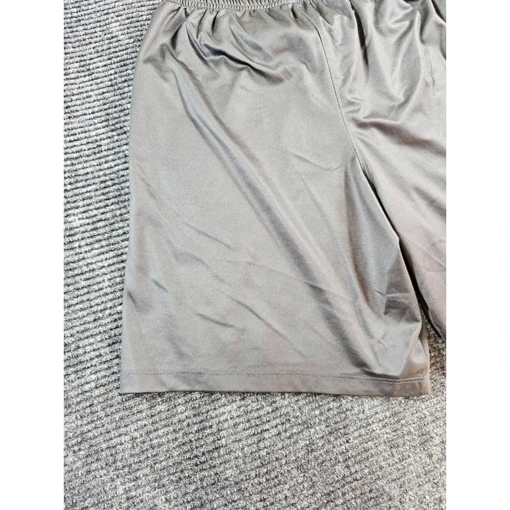 Nike Running Short Boys Medium Gray Swoosh Logo Athleisure Performance Pull On